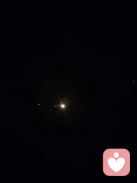 星星点灯，照亮谁的家门。