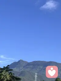 宇凡澄心赴修赋！
 
余久困比昂之考，屡试未谐，俗虑萦怀，躁意潜起。复盘尘途，屡遭榜位起落之憾，复蒙世俗标签之扰，方寸之间波澜频生，方知欲启他人心智，必先澄一己灵台，心基未固，则接引访客之路终多滞碍。由是决意栖禅院三朝，摒市井嚣喧，入清净梵境，敛往日浮嚣之气，深自省察。
 
于古刹幽隅，静翻心理学之典籍，细参比昂配对之玄旨，又融弗洛伊德本我、自我、超我之论，对照宇凡道本我、真我、无我之修义，往复推演，融会贯通。将往日给力课堂所学、情境实操历练所得的种种体悟，一一铺笺梳理，裁去纷乱杂念，化解脑雾纠缠。晨聆清钟涤虑，夜阅经卷宁神，不向外追浮华虚名，独燃自持心灯，不假旁人微光。
 
夫此番修行，非仅汲汲一纸证书。倘得证牒，自是研学硕果；纵使暂未如愿，禅居淬炼出的静定定力，裨益弥深。心若沉厚，往后恪守咨询伦理，善设咨访规制，体察来访者幽微心绪，方可从容渡人。三日光阴，磨去骄躁，筑牢根基。待归返之时，胸蕴新知，志怀笃定，此后行于心理传道之途，步履安稳，清风相伴，以自修所得普惠万千求索之人。