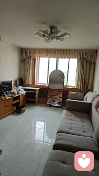 屋子收拾的差不多了，意识频率正能量中，在线接单，滴滴