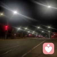 寂静的夜，荒凉的心，愿你能走出自己的心，忘掉不愉快的过往，人要学着释怀，