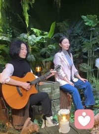 往后：和懂你的人相伴，同行！一路风景，一路默契！配图