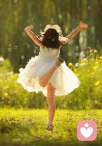 叶圣陶先生说过：“教育是农业，不是工业。”用亲自陪伴来“浇灌”，然后耐心等待那颗兴趣的“种子”开出属于自己的花朵。配图