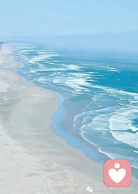 山高水远，步履不停，每一步跋涉，都在靠近更好的自己，那就是风景。配图