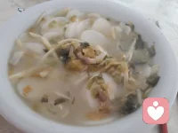 宝子很多情绪，说出来就好了一半。不用强撑着做那个懂事的大人，在波姐这里，你可以允许自己不开心，可以哭，可以脆弱，我都懂。