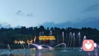  生活难免会积攒大大小小的心事，不用逼着自己事事独自硬扛，开心可以分享，疲惫也大可坦然诉说，我一直在这里安静倾听。