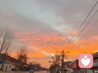 年已落幕，心已归位，收起情绪，扛起责任，认真生活，努力发光，不辜负自己，不辜负来日。配图