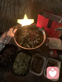 请不要轻易否定自己
每个人都值得被认可，被尊重配图