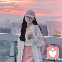 马行软土易失蹄，
人听好话易迷失。配图