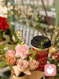 520标语：爱自己才是终身浪漫的开始，开心这种事，自己买单比较容易，有人宠是惊喜，自己宠自己是能力，愿你有惊喜也有能力，爱财爱已，风声水起！🌹🌹🌹配图