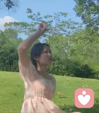 压力大的人容易晚睡，抑郁的时候容易嗜睡，焦虑的人容易早醒，内耗的人容易多醒，思虑多的人容易多梦。当这些凑在一个人身上，你想想她过得有多难…配图
