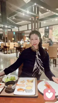 人生总而言之就两方面：身体舒服、精神愉悦。
但每个人生长环境与认知不同，造就出各有各的特点。姐姐喜欢倾听你难于启齿的特好，懂你读你，
共情予你配图