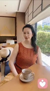 养生首先养情绪，＂看起来好＂与＂真的好＂是两回事。首先要装着看起来好的样子，装着装着你的情绪就愉悦了，慢慢的你的情绪被形像滋养着饱满着…加油＂给力＂的友友们配图