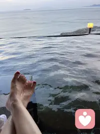 其实人类最牛的部件是肠道。它藏着5亿个神经元它才是情绪终极操盘手，被称之为第二大脑，古人的牵肠挂肚道破玄机。肠道菌群平衡相当于血液纯净，情绪不会那么张扬，平稳而有秩序。姐姐在呢