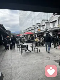 今天是五一国际劳动节。祝友友们节日快乐啊！好心情照常营业、坏心情永久停业。一切尽意万事如意。朋友，你如果寂莫了知心姐陪你聊聊啊配图