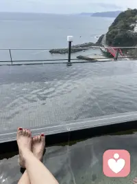 今天是周末，祝友友们开心啊。好吃好喝好玩！
自己不开心没人逼你去开心，让自己开心也是一种能力，因为你撑控了自己的情绪。加油配图