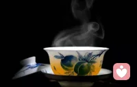 经历过很多，你才真正的恍然大悟没什么过不去的，曾经别人给你的伤痛，曾经原生家庭带给你的伤害，曾经别人对你的诋毁，曾经朋友对你的背叛，不忠，这所有的一切你都会释怀。并不是你无能为力了，并不是你摆烂了，而是你真正的知道了其实根本就没有必要去计较，没有必要去介怀。对于不是同一个世界的人，就让他回到他的世界，你回到自己的世界，然后开始各自的生活。不打扰，不取悦，不讨好，安安静静的，做回那个渺小的自己，如此就好。人生，没有什么过不去的，一切都会释怀的！别担心。
