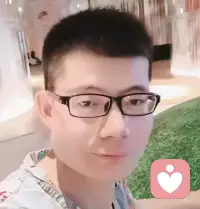 男40岁，2002年的时候，父亲去医院做手术，因为破伤风。
当时我正上高中，之后我就更加重视自己的健康，参加营养师培训，学习心理方面的知识。
现在参加倾听疗愈这块，自己也收获很多，所以愿意帮助那些因自己或家人健康困扰的朋友，做力所能及的帮助。健康是唯一，祝福满满