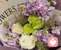 一个会认真听你说话的人。
不评判、不打断、不催你好起来。
只做你情绪的容器，陪你慢慢走。
如果你累了、委屈了、想找人说说话，我在这里。