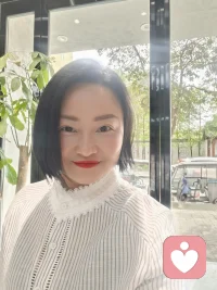 贪恋过温柔，铭记过被爱的感觉。
即便故事落幕，我依然相信，美好与温柔永远不会缺席。
我还是那个眼里有光、满心欢喜的自己。配图
