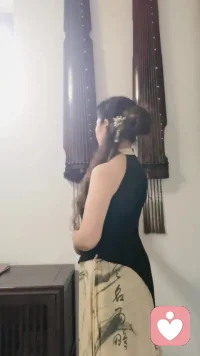 人都在关注身体养生……
但却忽略了情感养生，其实一个让你舒服的人，胜过一切的保健品。
​配图