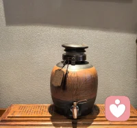 停暖仪式感 : 
黄酒姜汤，无缝衔接，仪式感拉满！
忙时有序，闲时有趣，取悦自己，一张一弛，想要最好的生活，就先让生活，看到你最好的样子。
​配图