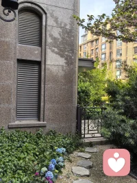 善良是世界上最美的成全。你给出了善良，一定会收获温暖。在不可预知的未来，你所积攒的福报，往往会给你带来意外之喜。

雨后清晨的小确幸：花疗、茶疗～鸟儿叫，感觉真奇妙！
​配图