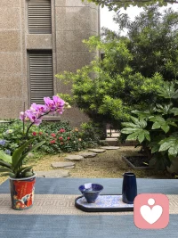 心理学中有一个概念叫做“心理边界”，它指的是一个人在心理层面上，所设定的一种区分内部世界和外部世界的界限，也可以说是用于自我与他人的界限。配图