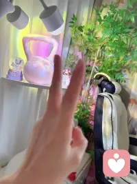 我有着千面万貌，你所见不过一二
每个人都会有不为人知的一面
我们都是独一无二的个体
都有独特的灵魂