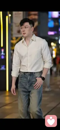 白天归顺生活，夜晚臣服于心声。如果你累了，我愿意听你慢慢说。配图