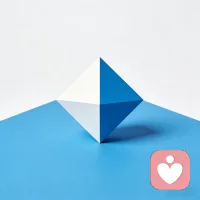 家庭教育里，最该被看见的是孩子的感受
 
很多父母总在纠正孩子的行为，却忽略了他内心的委屈与不安。指责和控制，只会让孩子关闭心门；真正的教育，是先共情再引导，是允许孩子表达情绪，是用稳定的陪伴代替焦虑的催促。
 
家不是讲道理的地方，而是讲爱的地方。愿每一位家长都能放下执念，看见孩子、理解孩子、尊重孩子，用温和而坚定的力量，养出内心有光、勇敢自信的孩子。
 
#家庭教育 #亲子沟通 #父母成长 #心理陪伴配图