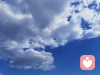 成年人最大的内耗，
就是反复纠结已经发生的事，过度焦虑还没到来的未来。
 
总在胡思乱想里自我拉扯，
在意别人眼光、纠结对错、执念遗憾，
慢慢消耗掉自己的情绪和力气。
 
生活本就疲惫，别再自我为难。
放下执念，停止胡思乱想，
允许一切发生，接纳所有不完美。
心简单了，日子才会轻松，人才能活得自在通透。