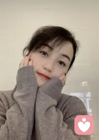 倾听不是附和，是看见；
陪伴不是说教，是懂得。
愿你被温柔以待，也被认真听见配图