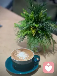 多少的委屈，都是源于原生家庭的缺爱，聆听你的故事，让容纳变成你的能量。配图