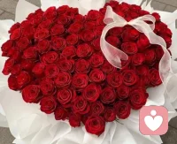  愿我们都能做个自带暖意的人，
心存温柔，
言行有度，
在往后的日子里，
温暖自己，
也照亮他人。配图