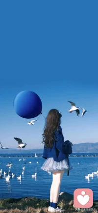 我们曾如此渴望命运的波澜，
到最后才发现，
人生最曼妙的风景，
竟是内心的淡定与从容。
 配图