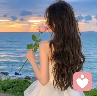 懂你的人无需多言，不懂的人何必解释，
沉默是最好的回应。
别让任何人消耗你内心的晴朗，
生活要被喜欢的人和事填满。配图
