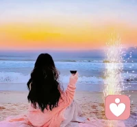 人与人之间可以走的很近，
也可以离的很远。
若无法共鸣， 沉默即安。配图