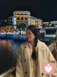 我是一名倾听师，在这里，不评判、不指责、不催促。
你可以放心卸下所有伪装，把委屈、疲惫、迷茫都说给我听。
有人懂你，比什么都重要。
愿每一颗受伤的心，都能被温柔接住。