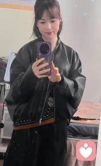 人生，有的人真的是见一面少一面，有想见的人，能见的时候就见一面吧，下一次你不知道什么时候，也不知道还有没有机会……配图