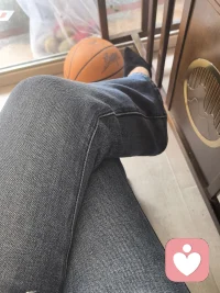 我很愿意在这里倾听和支持你。配图