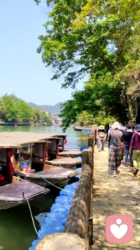 遇到对的人，你做什么他都会支持，不管在什么情况下，他都会关心你照顾你，让你觉得很有安全感，很温暖，而有的人，你做什么都是错，总是鸡蛋里挑骨头，见不得你开心快乐，让你度日如年，生无可恋，所以人的一生，找伴侣比努力奋斗更重要，好的伴侣会让你轻装上阵，事半功倍，而遇人不淑，即使你在高位，也能把你生拉硬拽，跌入谷底