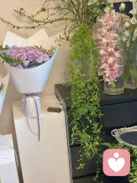 不要预设和别人共度一生
就自然的相处
命运把你们带到哪里
就到哪里
天若有道，自不会让有情人分离
天若无道，人就应该遵循天命
遇见是因为有债要还，离开是因为还清了债
前世不欠，今生不见
今生相见，必有亏欠
缘起，我在人群中看见你
缘灭，我看见你在人群中