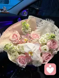 这句话治好了99%的人的焦虑，文化再高，高不过善良。容貌再美，美不过良心。才华再好，也好不过品德。 暂时的困难。那是上天对你另有安排。你要相信。寒冬过去，必有暖阳。在今天这个灯红酒绿的世界里请始终保持一件事。那就是善良。