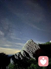 失恋后走不出来，不是你不够好，而是你太认真配图