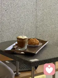 睁开你咪咪的小眼睛，起来干活啦！配图