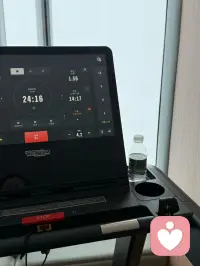 生活是一场马拉松，
不是一次考试，一次高考，一次offer ，一次婚姻，一次选择，就能扭转乾坤…
你的每一步，都是个小小的积累，厚积薄发，细水长流配图