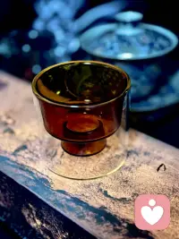 就像你天天给仙人掌浇水它不一定开花，但路过的人夸一句“这刺真精神”，你却觉得——哎，这人才懂我！（摊手）配图