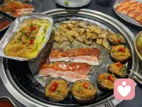 现在我也清醒了，不用去迎合别人来，符合自己，怎么开心怎么来，有想法就要去干