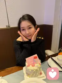 祝我铮铮，祝我昂扬，祝我扎根大地，挺直脊梁，祝我永远明媚，祝我所向披靡，祝我活的潇潇洒洒，祝我的人生，酣畅淋漓。配图