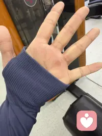 健身的人是没有一双漂亮的手🏋️配图